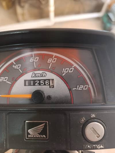Honda cd 70cc for sale urgent Karachi registration baik all fils ok