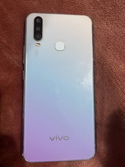 Vivo y17   8/256 gb