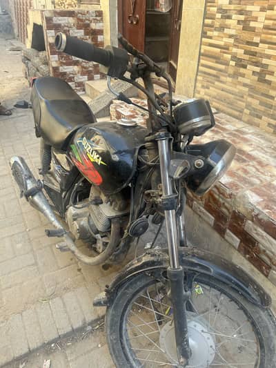 Suzuki 150Cc Bike in Good Condition