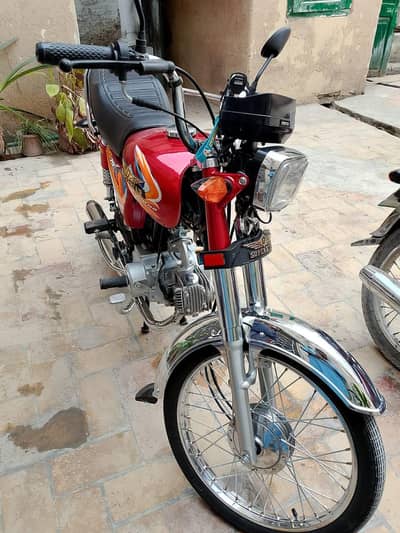 Super Star bike 10/10 condition 03375460034
