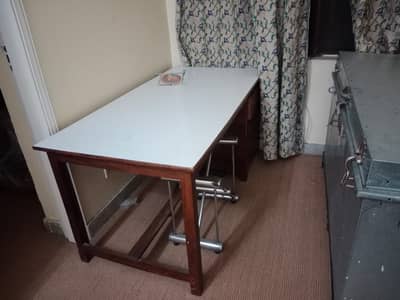 2 study tables, tv trolly