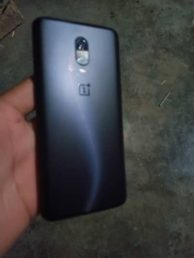 one plus 6t black full okay  10/10 condition