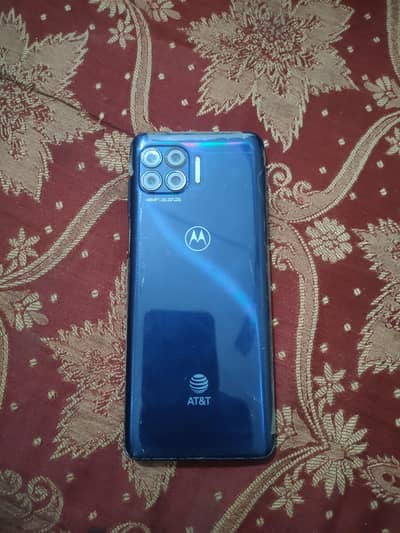 Motorola One 5G UW