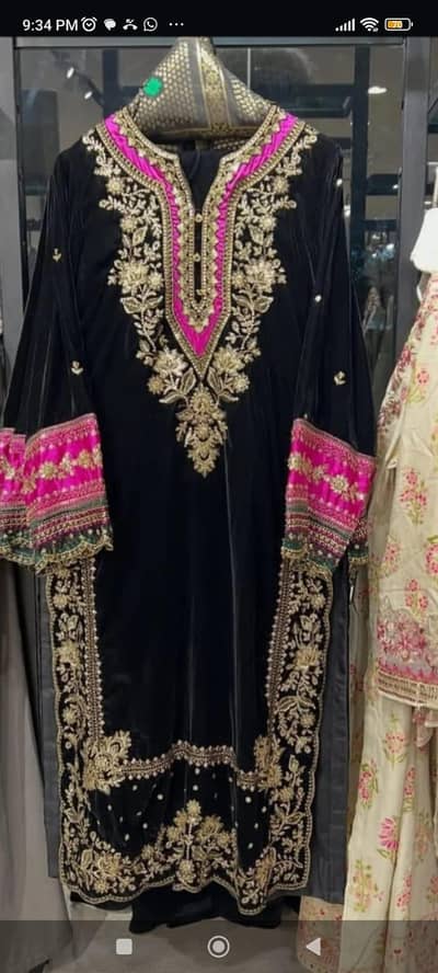 Limelight Formal Pret, size 14, black Velvet.