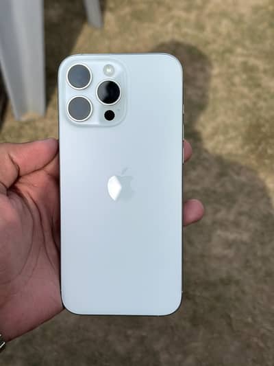 16 pro max white titanium jv