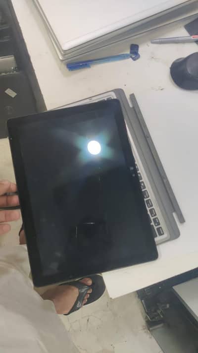 Dell 7200 Detachable