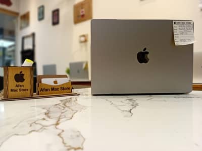 Macbook Pro M2 Pro 2023 14 inches 16GB Ram 512GB Ssd