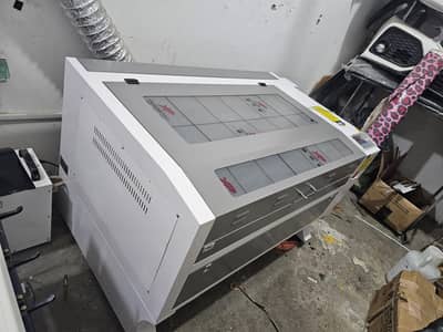 Laser cutting machine 2x3 ft