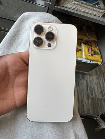 iPhone 16 Pro Max JV