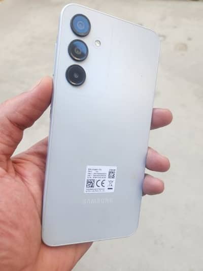 Samsung A16 (8/256) Under Warranty