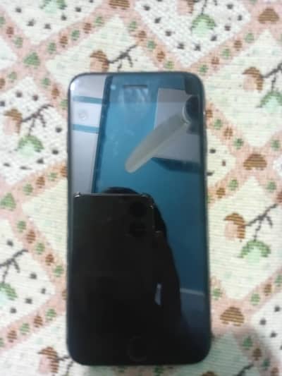 I phone 7 non Pta price is good