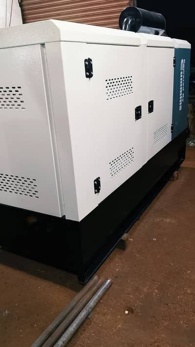 Cummins 100KVA Slightly USed GEnerator