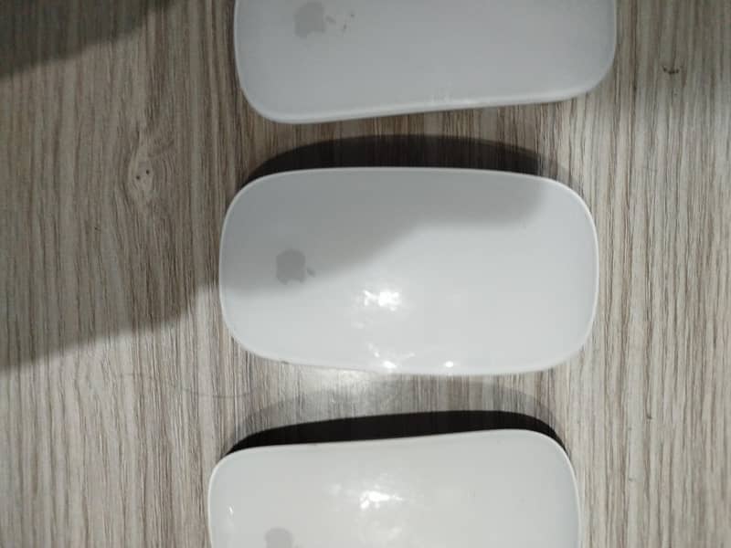 Apple magic mouse 0