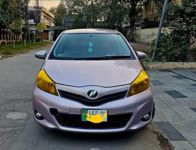 Toyota vitz 2014