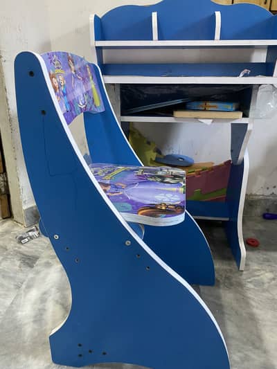 Study table for kids