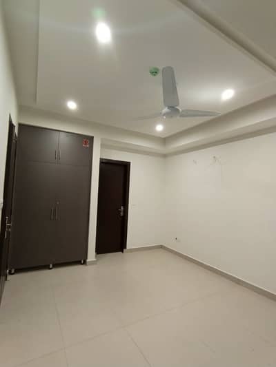 Office for Sale in Bahria Town Phase 7 Rawalpindi | Commercial 530SqFt