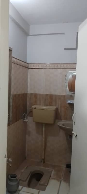 Flat for sale 2bdd 3rd floor corner.