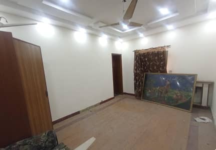 1-KANAL ELEGANT AND SUPER HOT LOCATED RENOVATED BUNGALOW'S UPPER PORTION IS AVAILABLE IN THE BEST BLOCK OF DHA LAHORE.