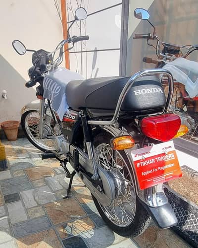 Honda CD 70 Black 05-2025 | 1st Owner