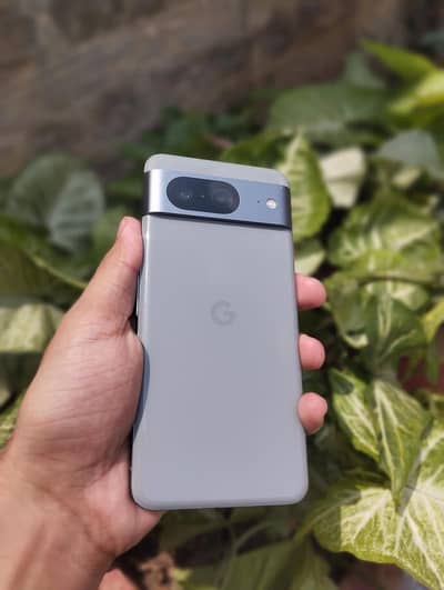 Google pixel 8