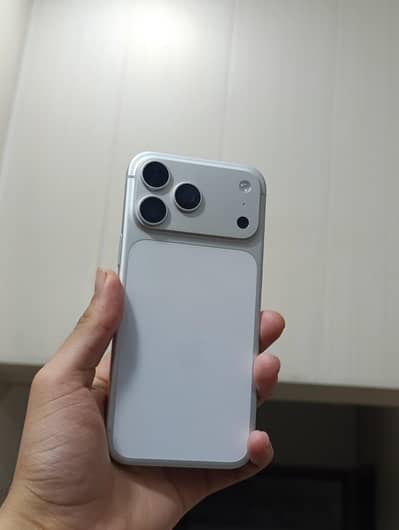 Iphone 17 pro max non pta hk