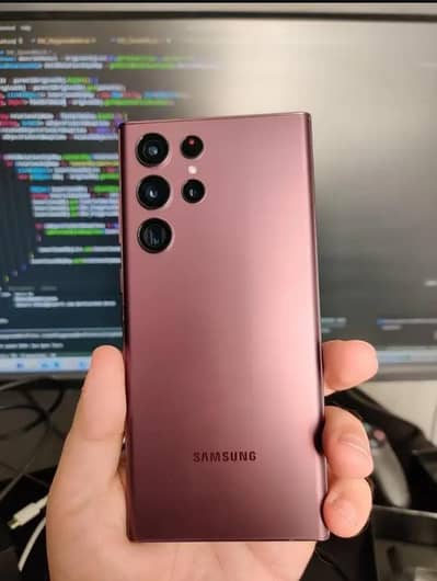 S22 Ultra Burgundy Water Pack condition