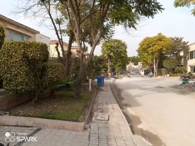 Like A Brand New 1.5 kanal Double Storey7 Bed Room House For Rent Bahria Town islamabad garden city