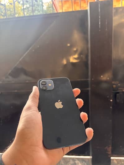 iPhone 12 Non PTA JV (64GB, 80%BH, 9.5/10)