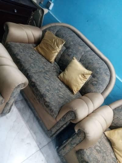 6 seater sofa set available for sale