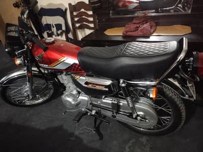 Honda CG Self Start 125 special edition silver 2025/2026