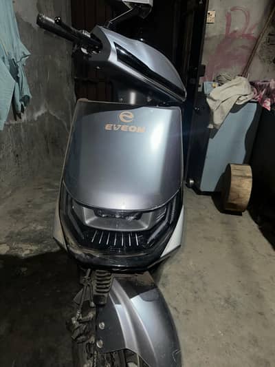 Joye model eveone compani