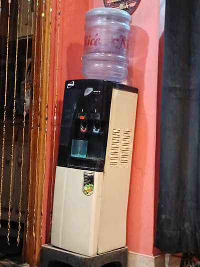 homage water dispenser