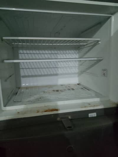 Dawlance Large size Fridge for Sale
