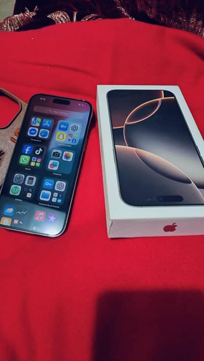 I phone 16 pro max Desert Titanuim 256 GB