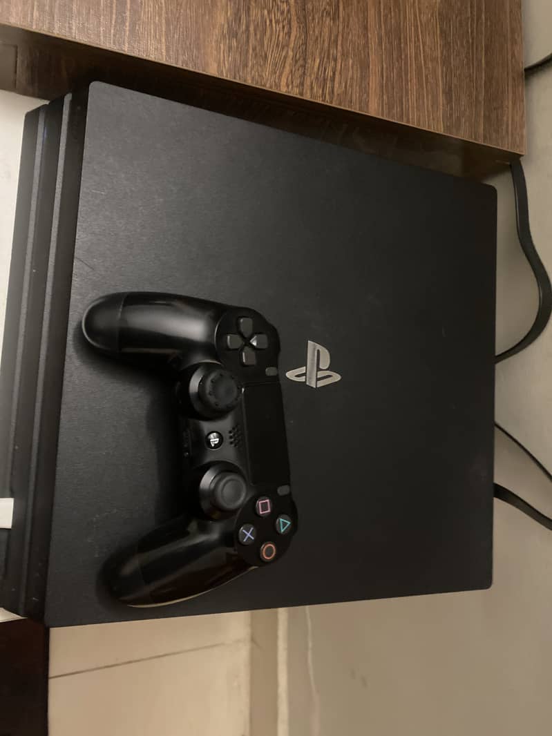 PS 4 Pro 2