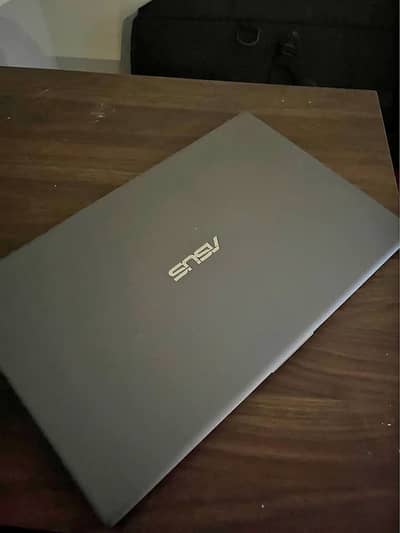 ASUS VivoBook 15 (X512) - i5 10212U, 12GB RAM, 256GB SSD, 1080р
