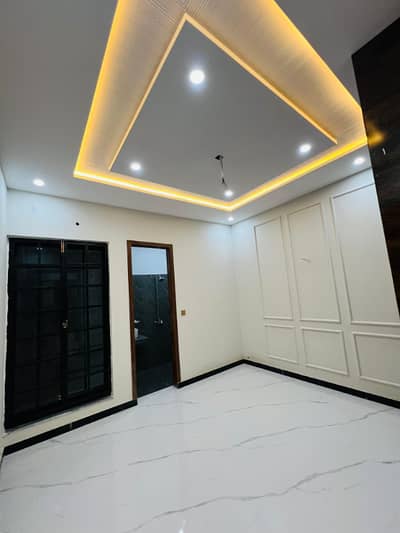 6 MARLA LOWER PORTION AVAILABLE FOR RENT