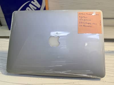 Apple Macbook Pro 2015 Core i5 10/10 Condition
