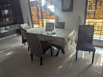 Dinning Table with Chairs