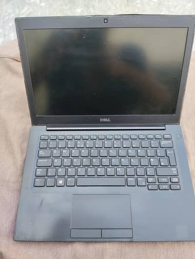 Dell 7280 Core i5 7th gen. 8GB. 128GB SSD