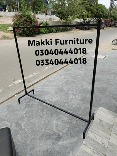 Boutique stand/Cloth stand/Shirt stand/Coat stand/Cloth hanger