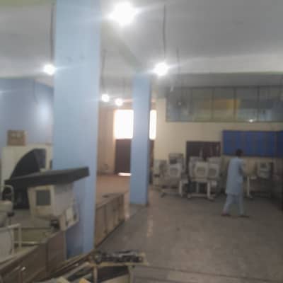 10 marla commercial hall for rent