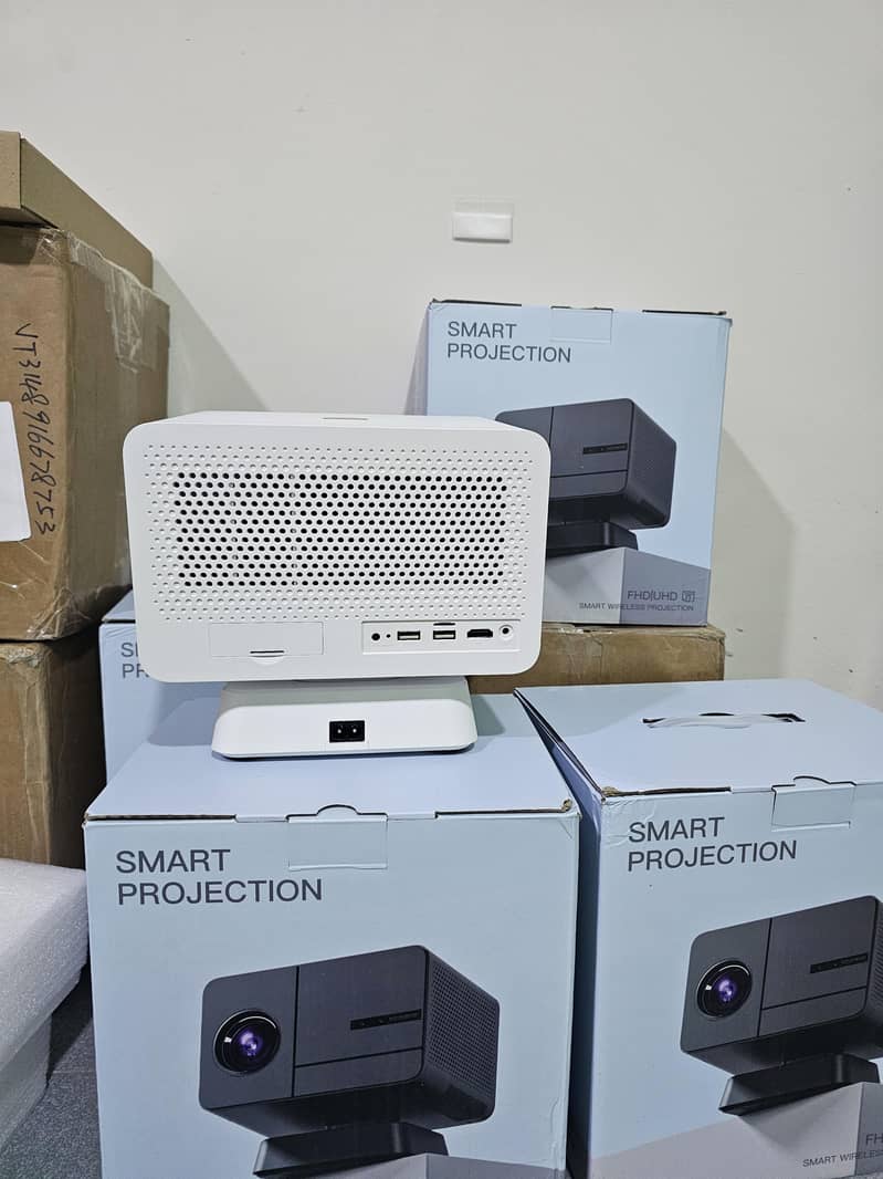 P50 ANDROID PROJECTOR BOXPACK 2