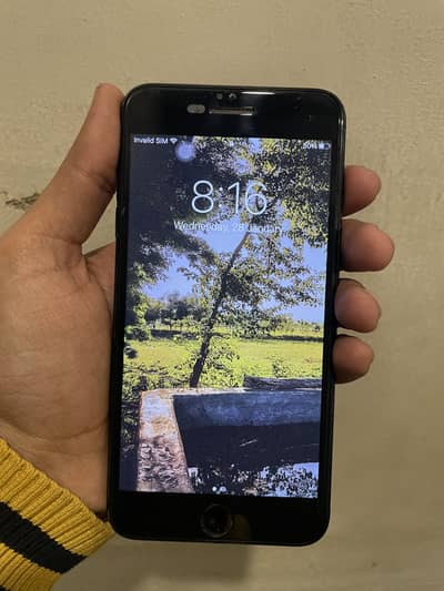 Urgent sell Iphone 7 plus