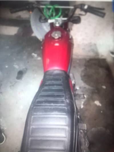 125 CG condition new model 2018