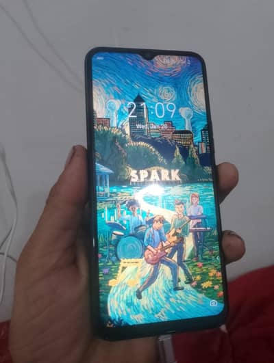 [Tecno spark 8c 4 + 2 ram 128 storage ]    . condition 9/10