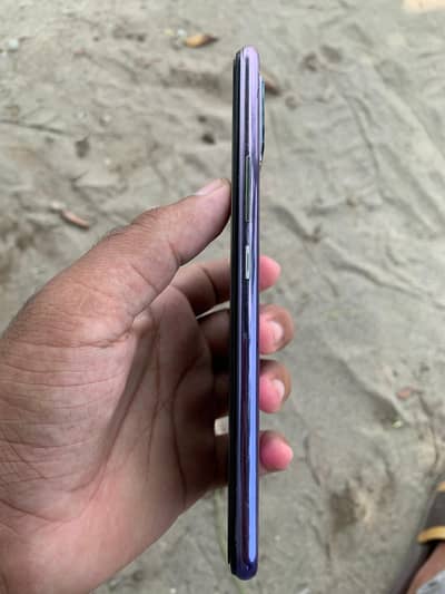 vivo v20 with box and original charger