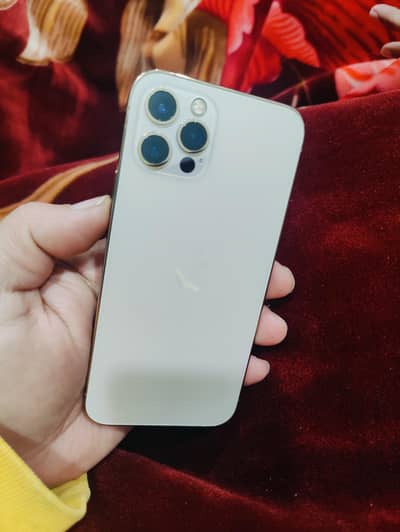 iphone 12pro gold color  256GB 99% battery health