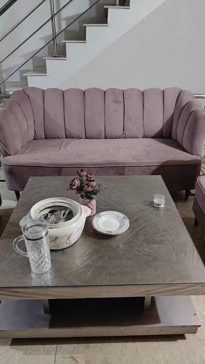 5 seater sofa set with table