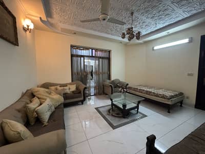 1 Kanal Upper Portion for Rent 65 Ft Road Facing, Near Emporium Mall (Silent Office)